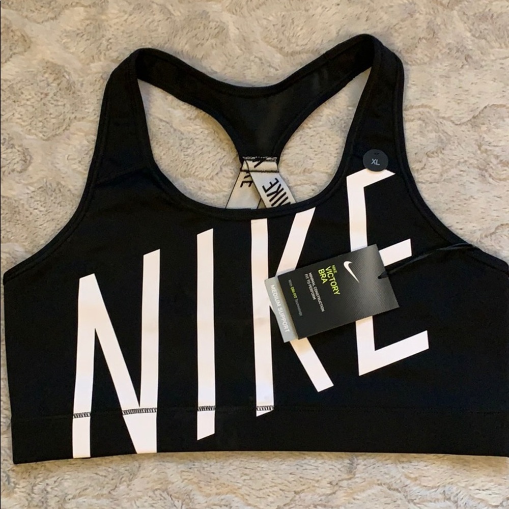 Nike Victory Bra